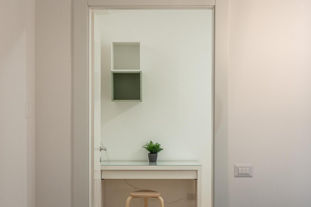 Province Apartment-Rental In Roma Exterior foto
